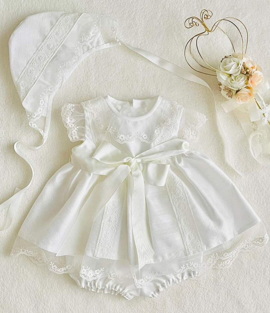 Baby Girls Christening Dress With Bonnet 913969