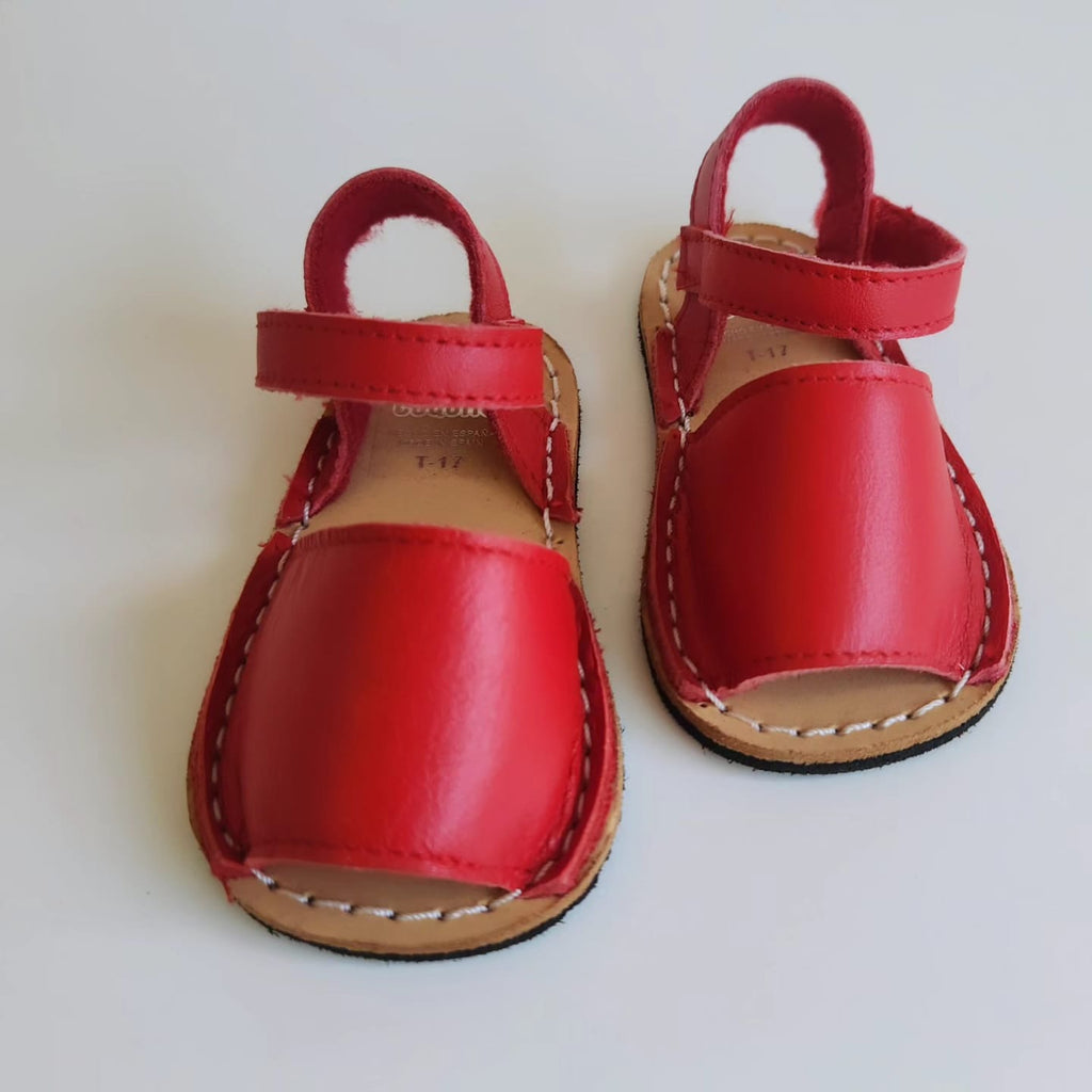 BOYS AND GIRLS SUMMER SANDALS RED 7017