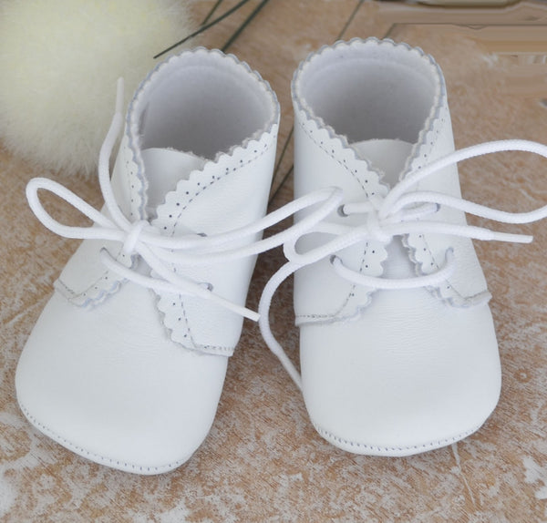 BABY BOYS AND GIRLS SHOES WHITE 7036