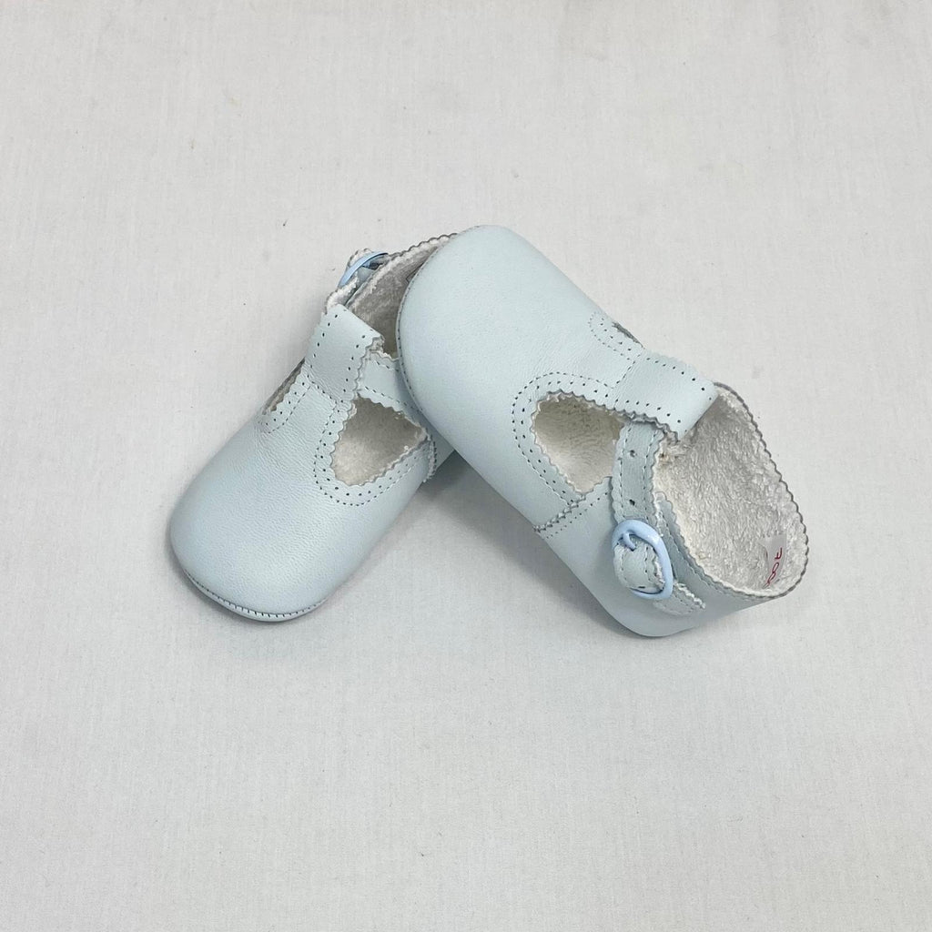 PRAM SHOES IN LEATHER LIGHT BLUE 7000